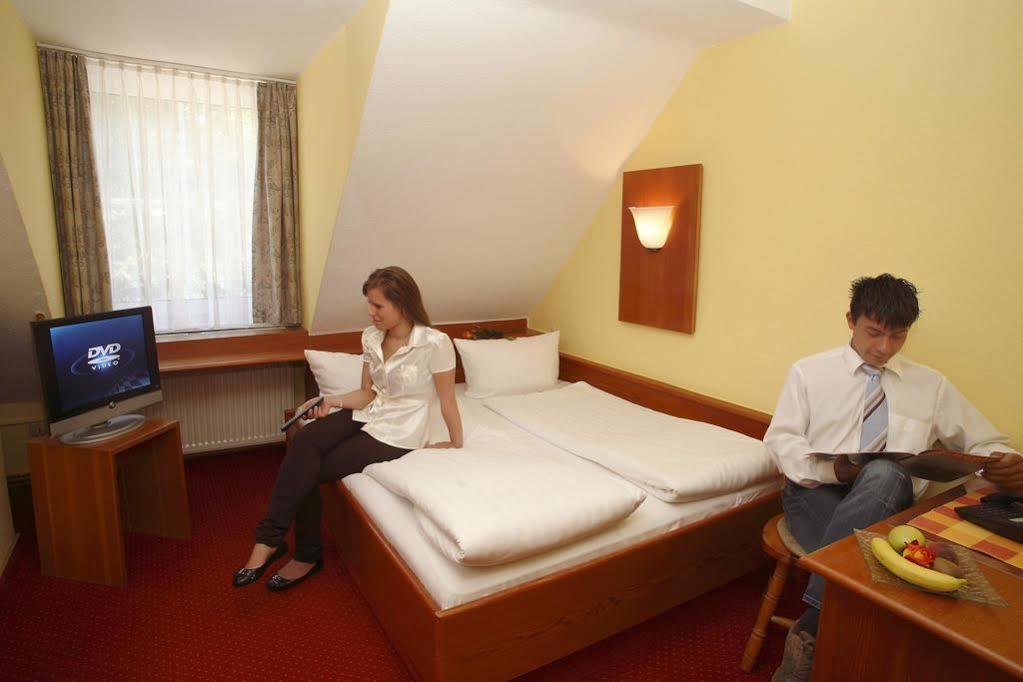 Hotel Garni Harzer Hof Osterode am Harz Eksteriør billede
